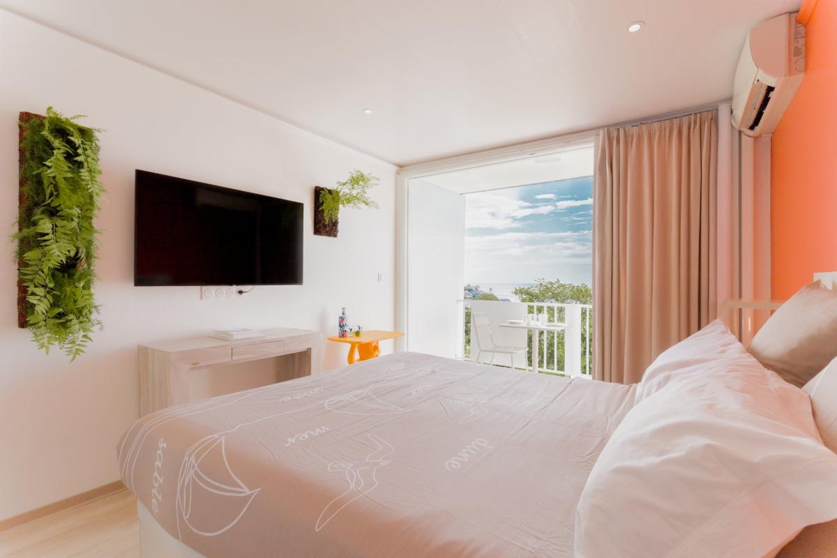 Location_Appartement Anse Mitan_Les_Trois_Ilets_Martinique Chambre vue télé